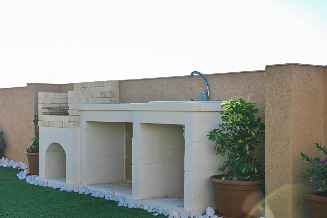 Anici Crt Penthouse 4 Apartment Victoria Exterior foto